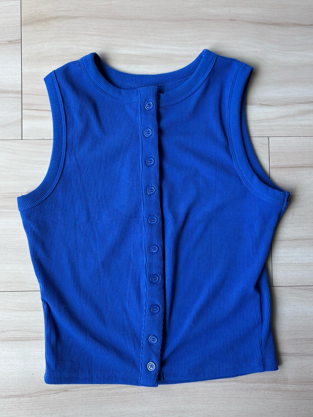 Blue Sleeveless Button-Front Ribbed Tank Top
